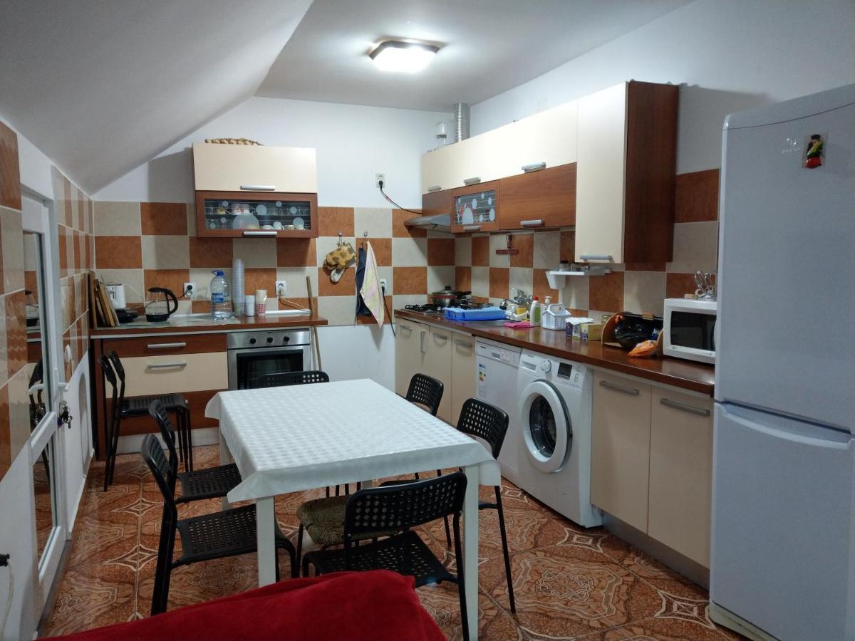 Apartament 5 Camere Cu Balcon Costinesti Plaja 5 Minute Nucilor 6 エクステリア 写真